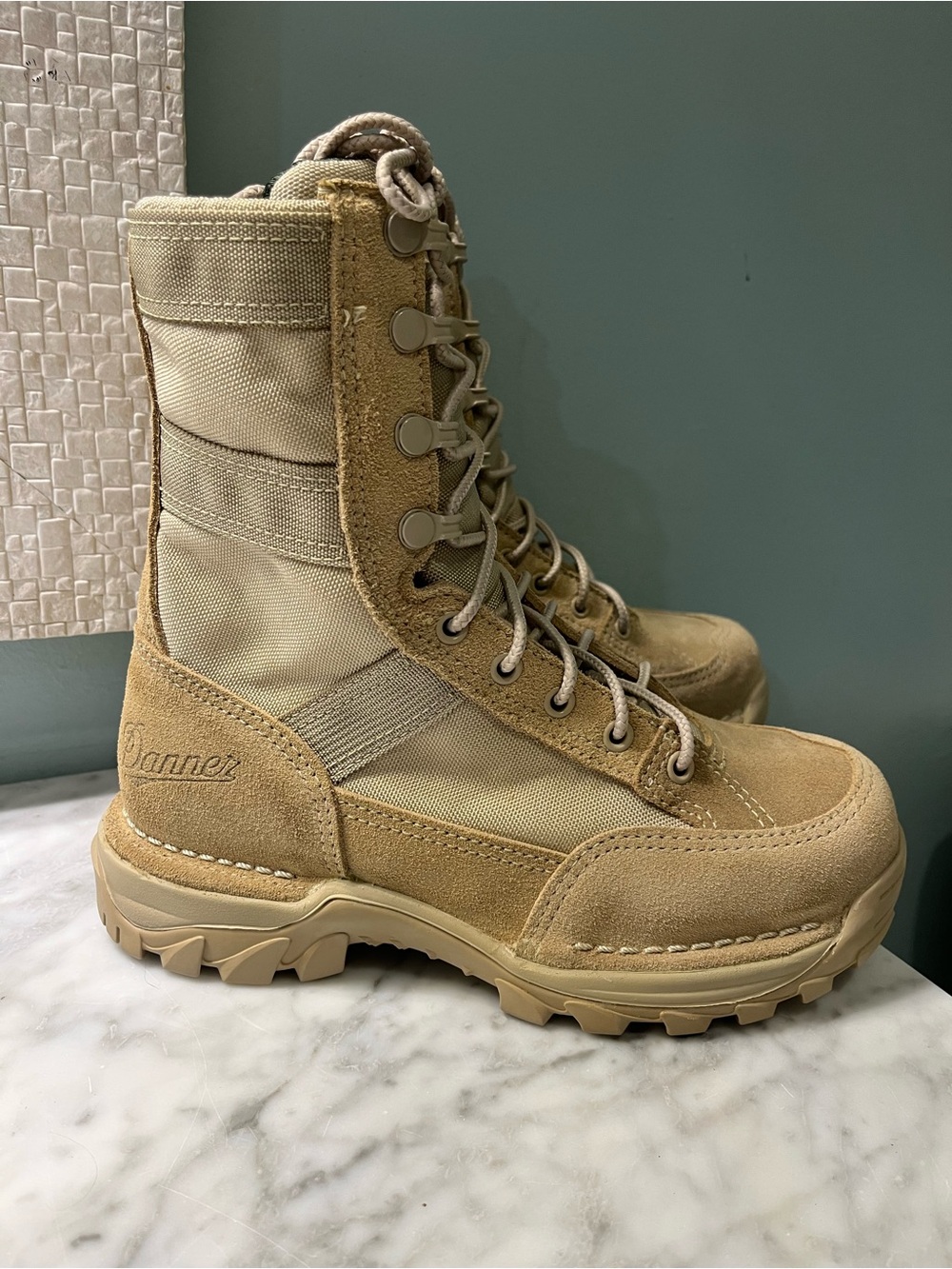 Danner Women's Tan Combat Boots Tactical Lace-Up